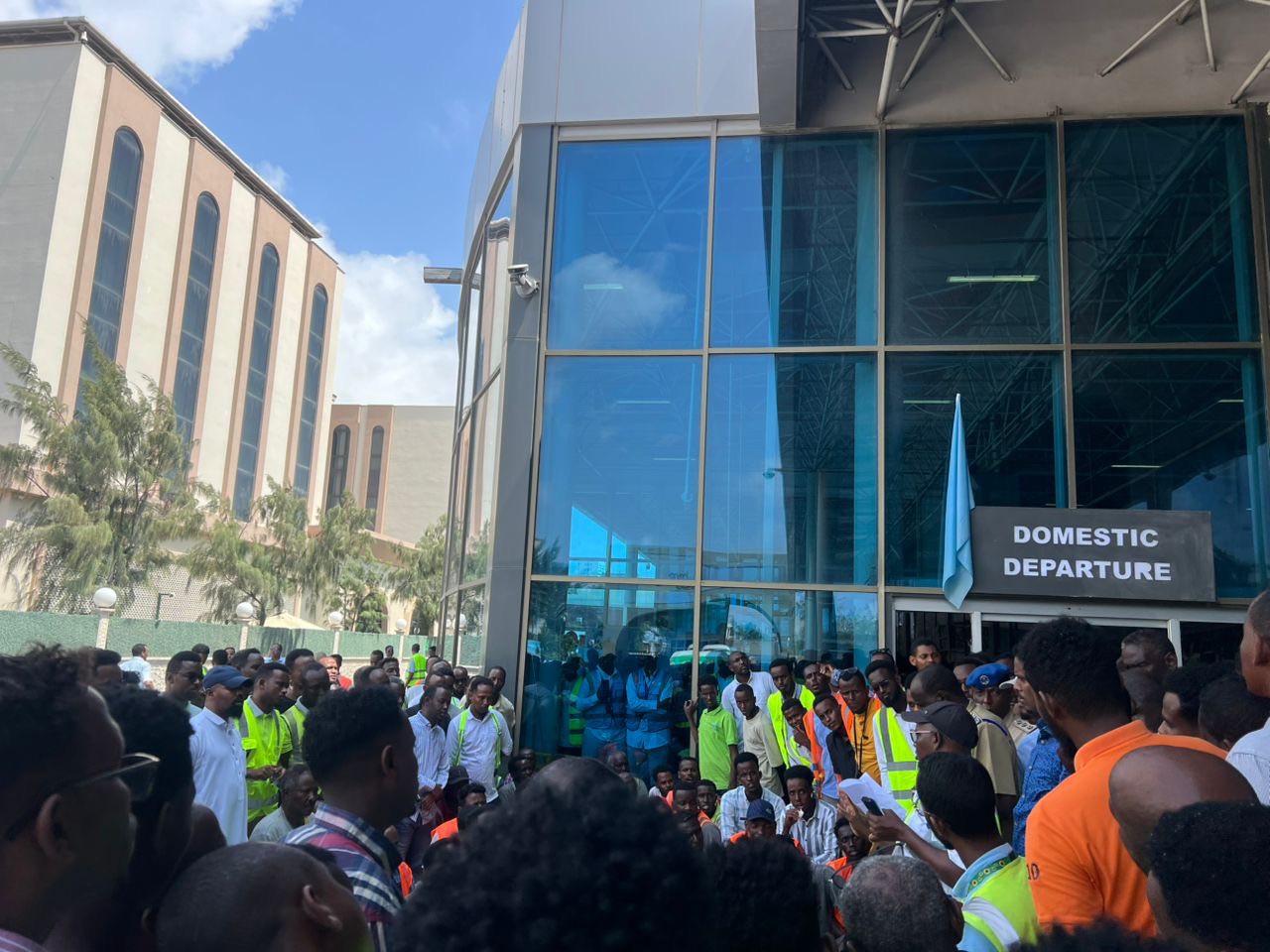 Crisis at Mogadishu Airport: Favori Company Fires Somali Workers Without Cause as Operations Grind to a Halt