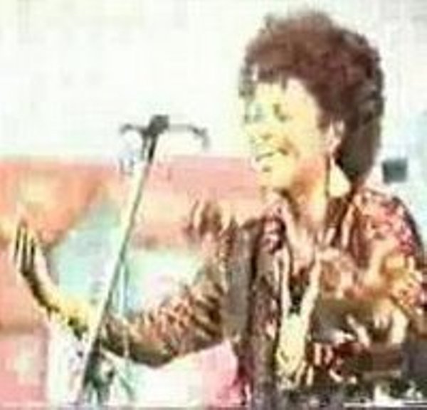 Somali media started to campaign the freedom of A Singer Qamar Harawa in Turkey Prison