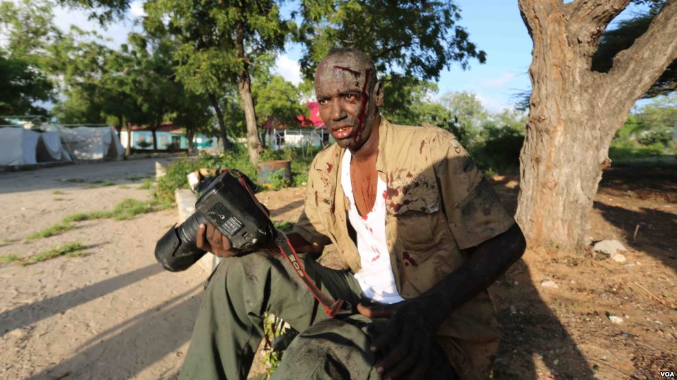 To Get Story, Somali Journalists Risk Bullets and Bombs